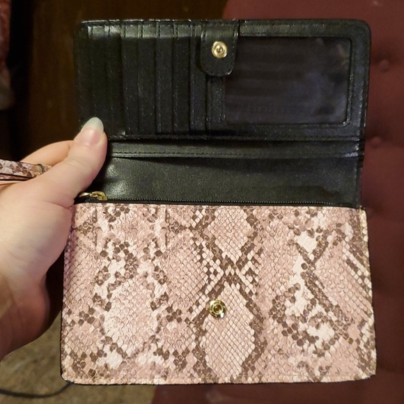 Wallet - Picture 2 of 6